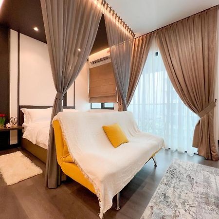 Aurora Vista Homestay Bangi At Vista Bangi With Wifi Netflix Gym Sauna Coway Swimming Pool-River View Kajang Exteriör bild
