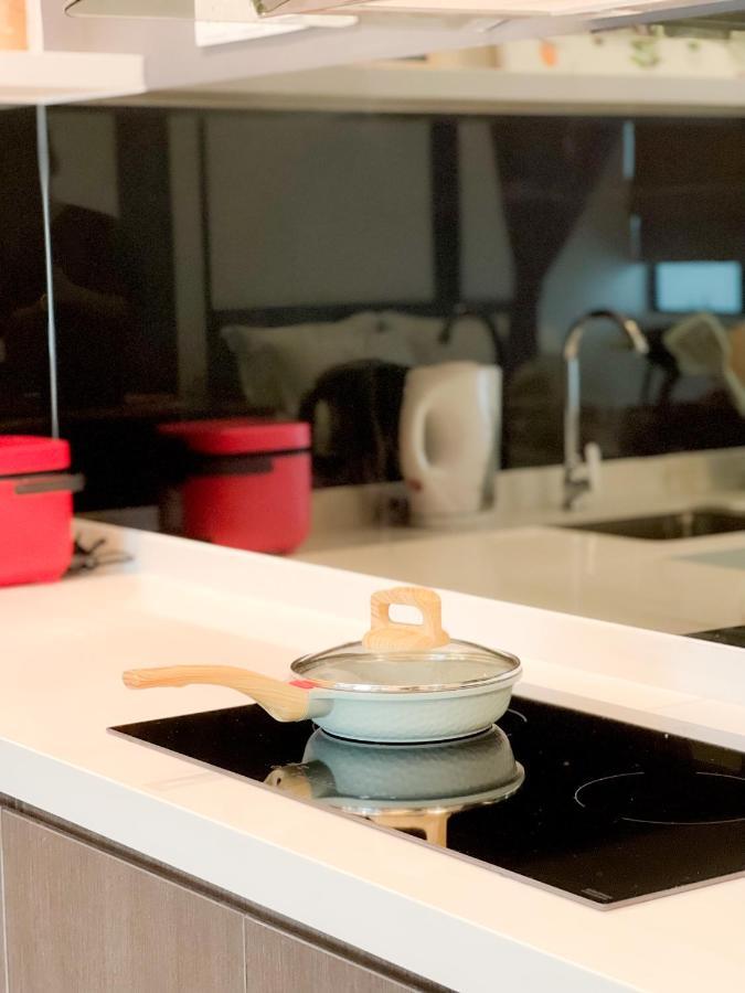 Aurora Vista Homestay Bangi At Vista Bangi With Wifi Netflix Gym Sauna Coway Swimming Pool-River View Kajang Exteriör bild