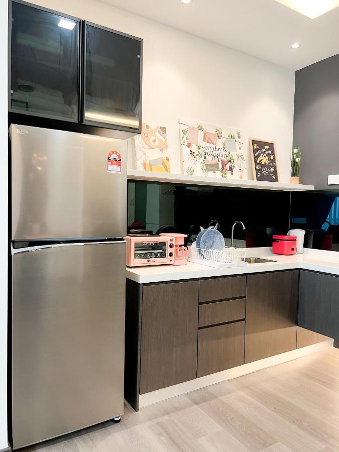 Aurora Vista Homestay Bangi At Vista Bangi With Wifi Netflix Gym Sauna Coway Swimming Pool-River View Kajang Exteriör bild