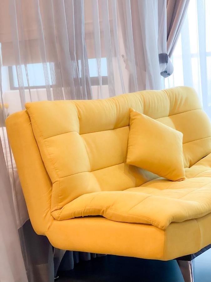 Aurora Vista Homestay Bangi At Vista Bangi With Wifi Netflix Gym Sauna Coway Swimming Pool-River View Kajang Exteriör bild
