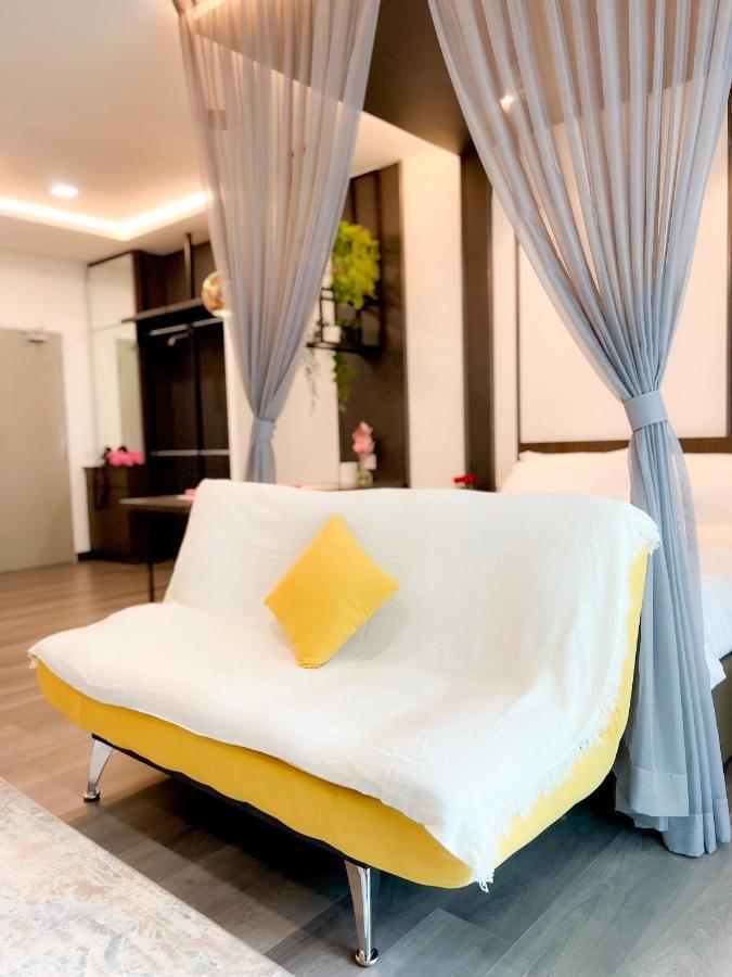 Aurora Vista Homestay Bangi At Vista Bangi With Wifi Netflix Gym Sauna Coway Swimming Pool-River View Kajang Exteriör bild